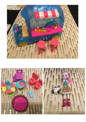 Lot de meubles et accessoires Enchantimals