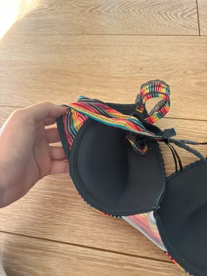 soutien gorge undiz arc en ciel avec rembourrage taille 90C - photo numéro 4