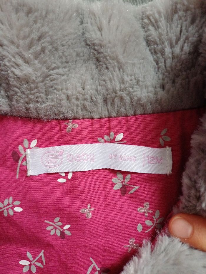 2 vestes sans manches - photo numéro 5