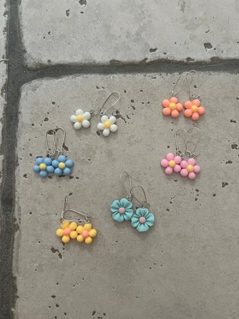 lot de 6 paires de boucles d’oreilles , fleurs