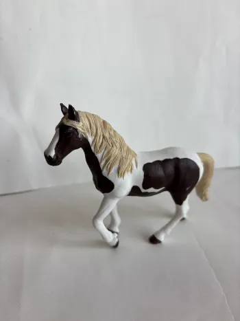 Jument Pinto Schleich