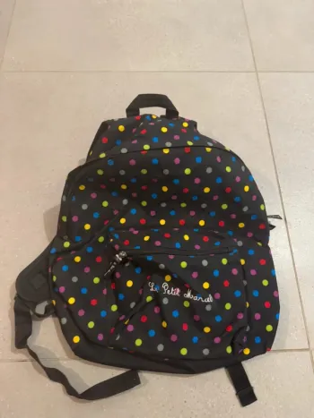 Sac à dos multicolore Le petit marcel, très bon état 30x40cm