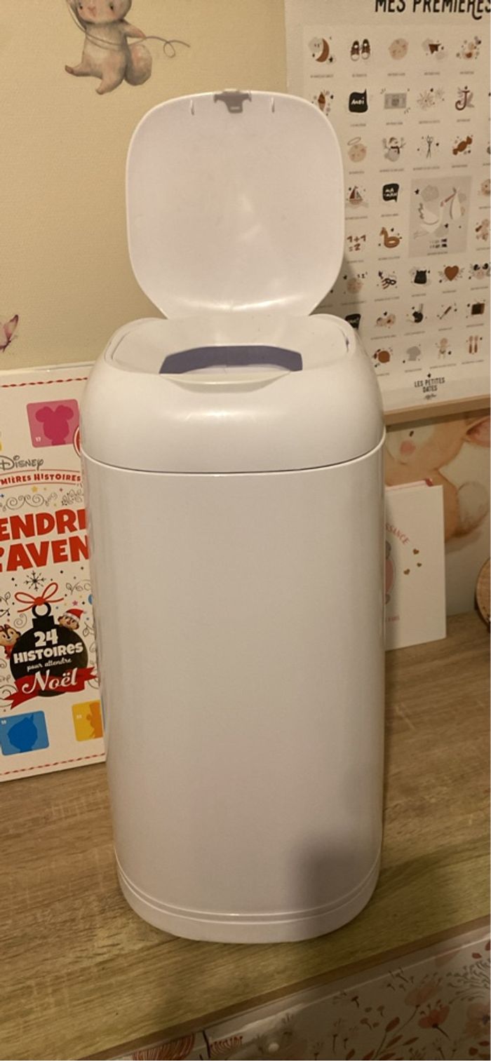Poubelle à couche angelcare - photo numéro 2