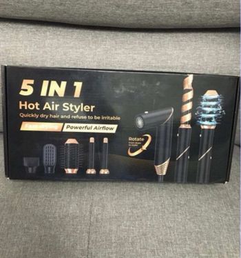 Sèche cheveux 5 en 1 neuf