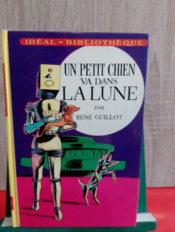 Un petit chien va dans la lune, 1970, idéal bibliothèque