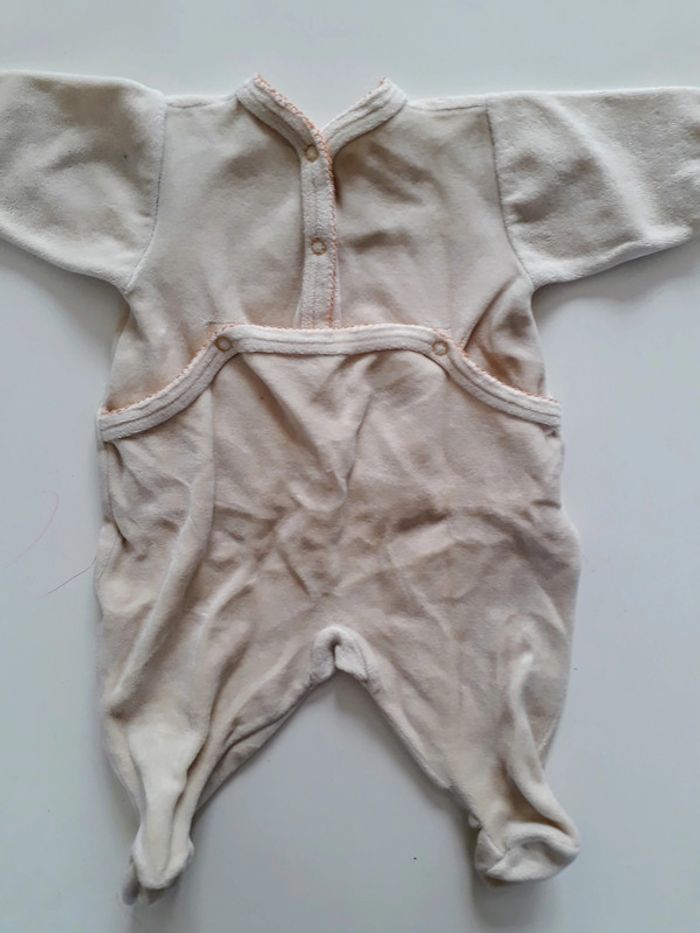 Pyjama 1 mois - photo numéro 3