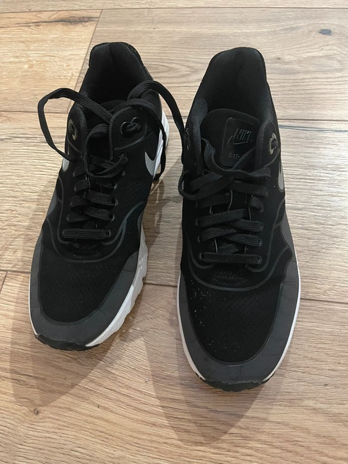 nike thea noire - photo numéro 2