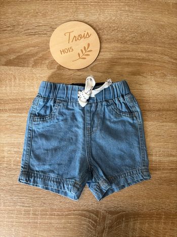 Short couleur jeans 3 mois