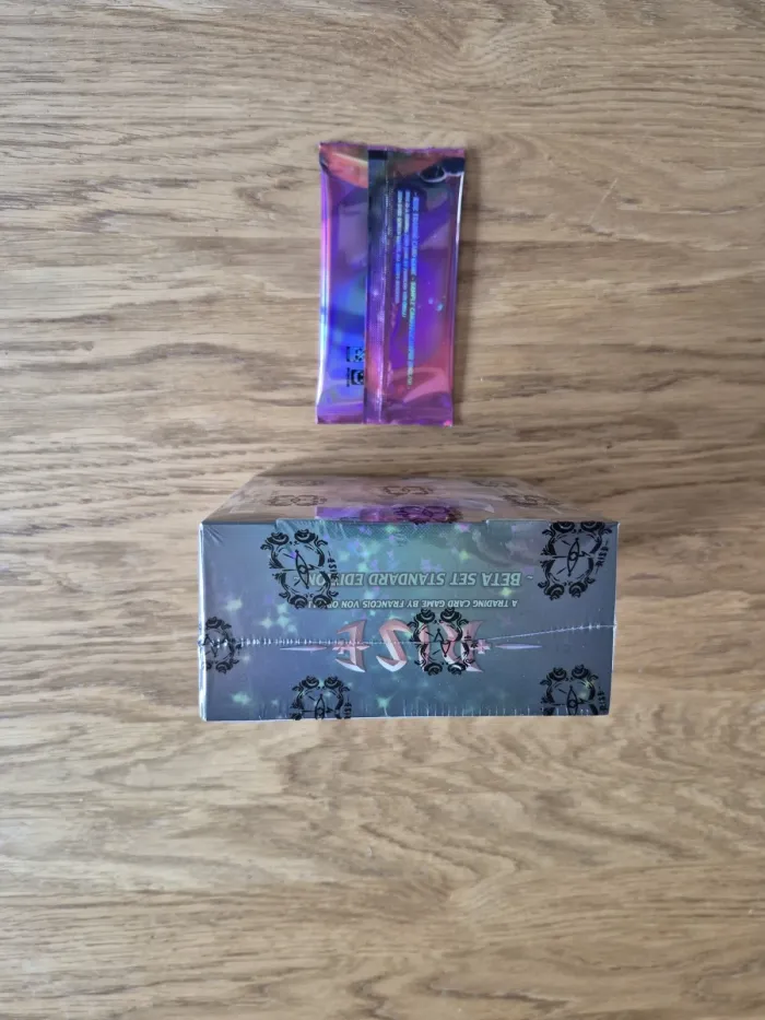 Display Bêta Set Anglais + 1 Booster Sample Candypocalypse Ang / Rise TCG Neuf Scellé - photo numéro 5