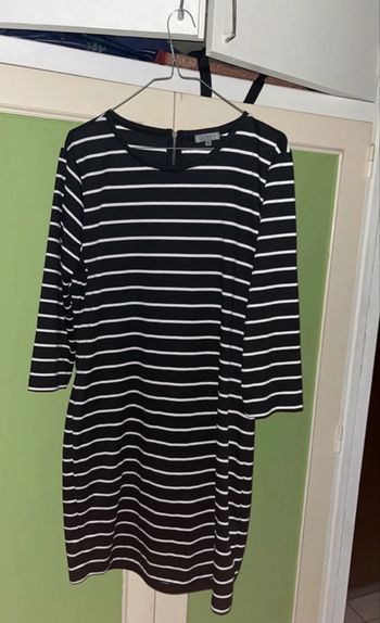 Robe à rayure manche mi bras 