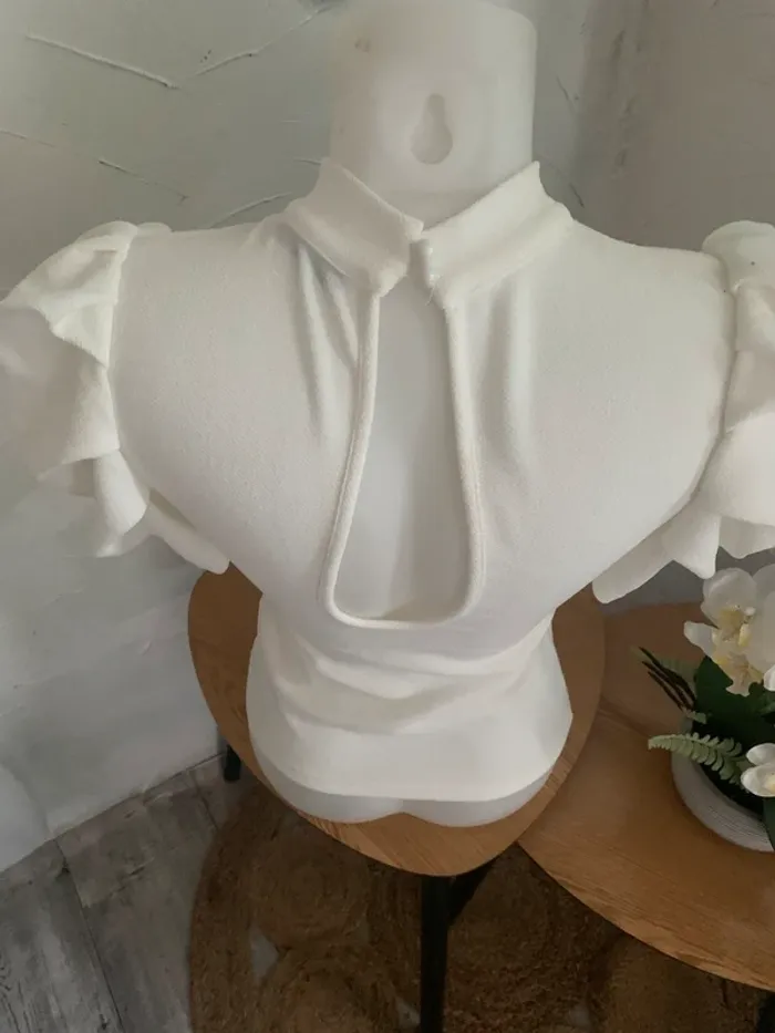 Blouse blanche SHEIN taille XS manches bouffantes - photo numéro 6