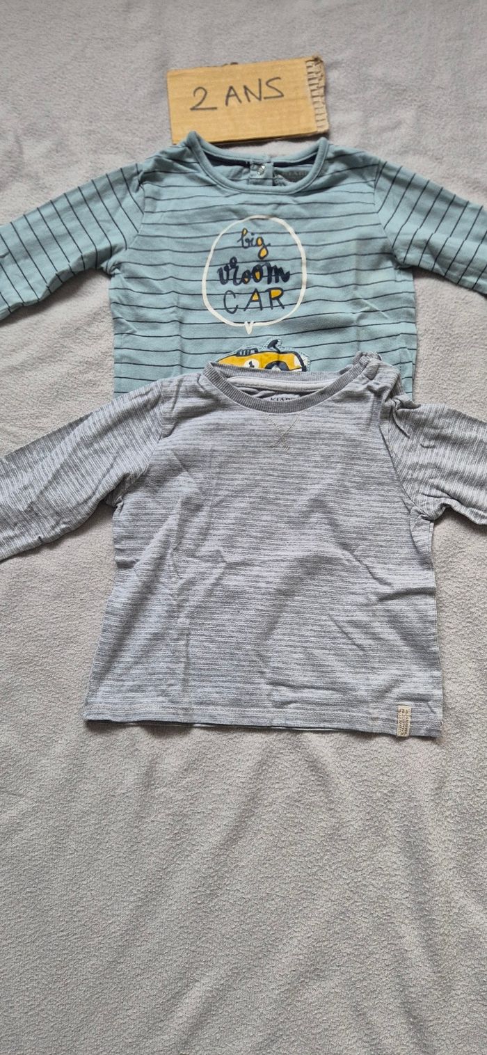 Lot t-shirts 24 mois kiabi