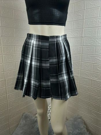 Jolie jupe Ardene taille M Neuve