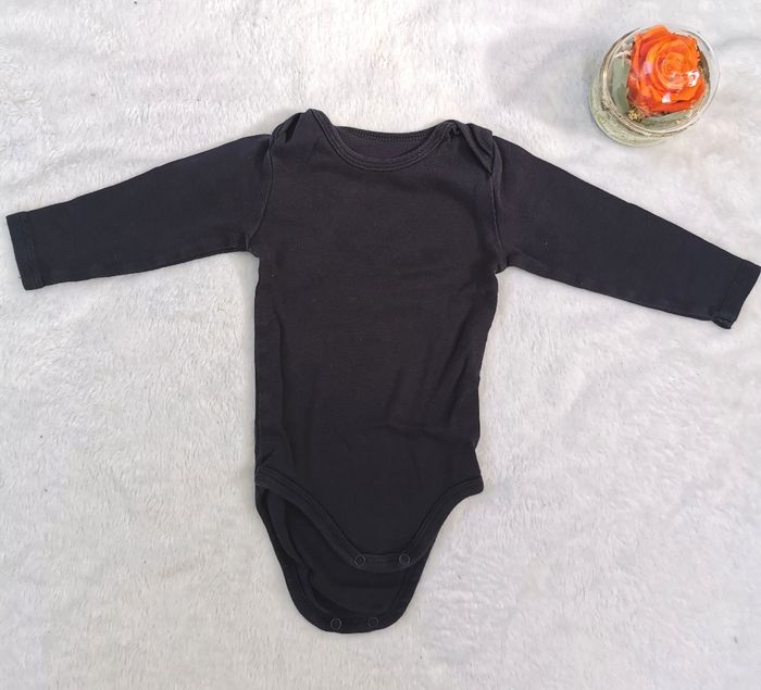 Lot de 5 bodies manche longues 12 mois - photo numéro 3