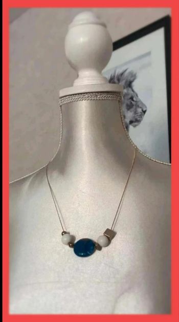 Petits prix :)  Colier  Breal valeur 12,99€