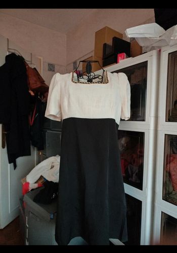 Robe de soirée manches courtes