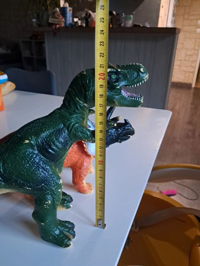 Lot dinosaures - photo numéro 5
