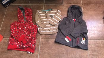 Lot sweat-shirt 12M