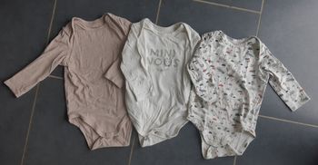 Bodies manches longues.