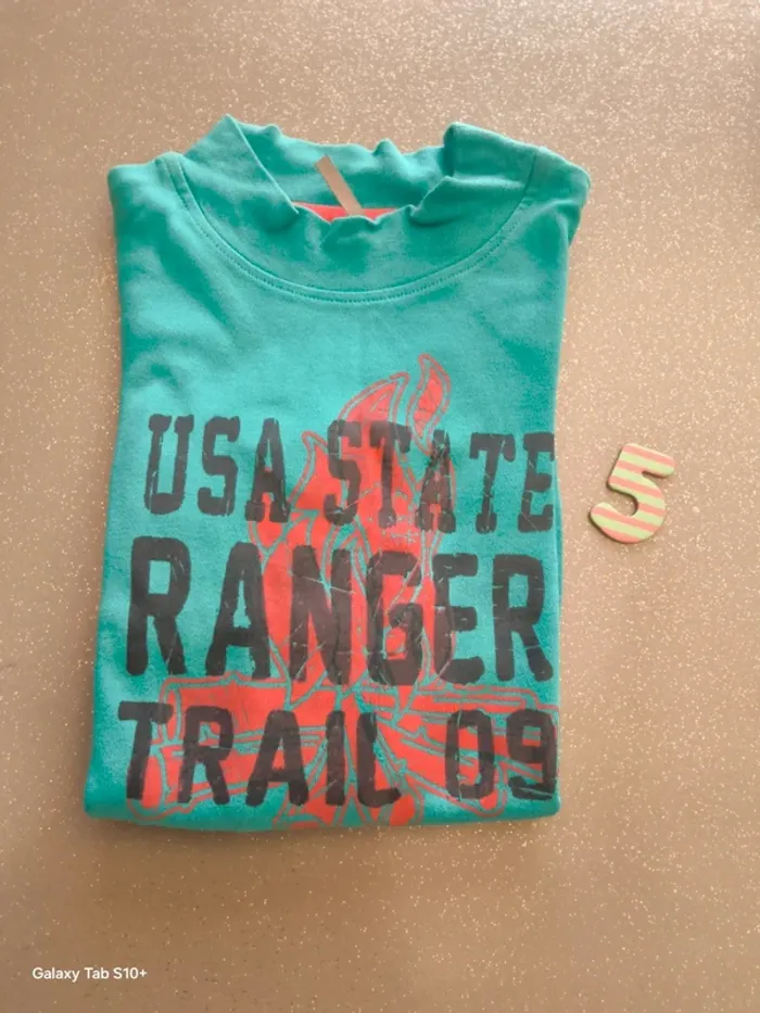 T shirt mini col manches longues