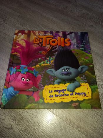livre trolls le voyage de branche et poppy