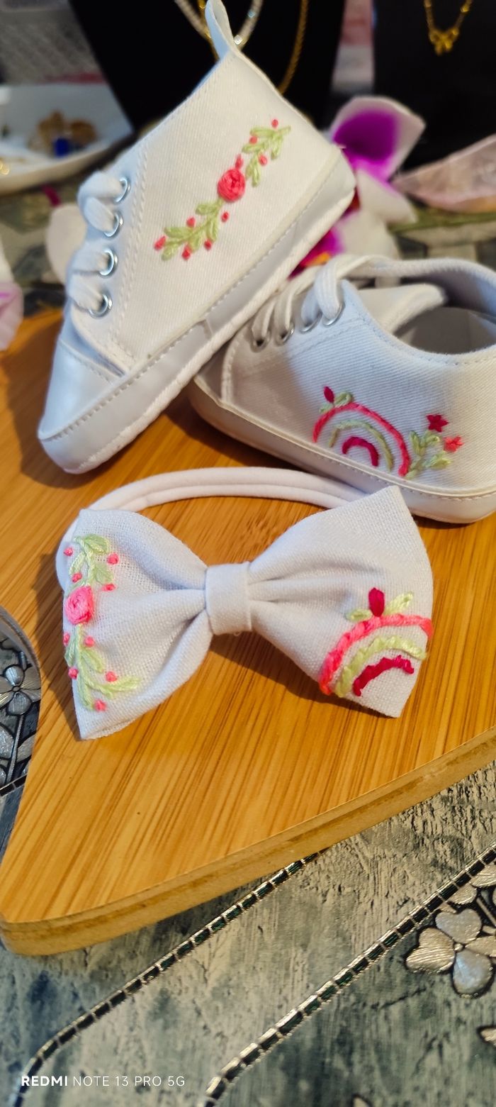 Bandeau et chaussures bébé taille 19 - photo numéro 3