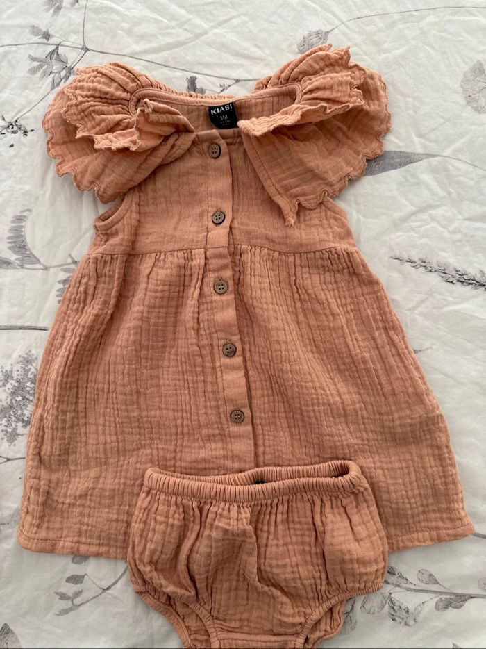 Robe kiabi 3 mois - photo numéro 2