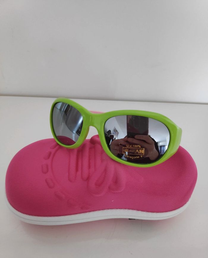 Lunettes de soleil enfant - photo numéro 3