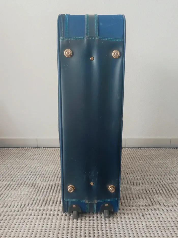 Grande valise bleu marine à roulettese vintage / Aquibag - 72x47x20cm - photo numéro 8