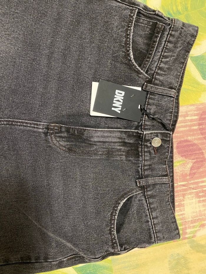 Jean neuf DKNY - photo numéro 6