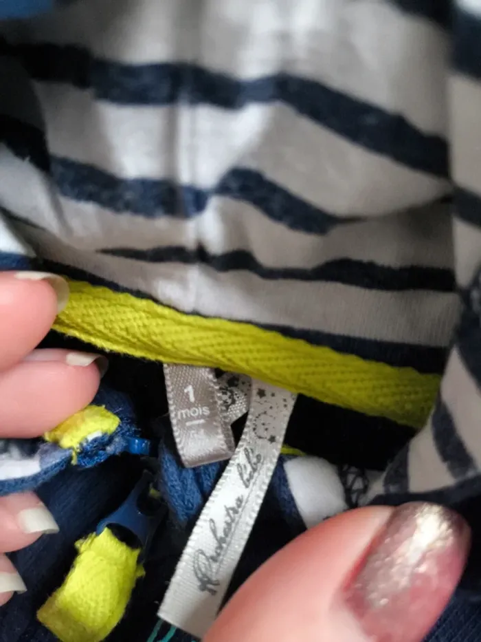 Lot de 12 vêtements + 4 paires de chaussettes 1 mois - photo numéro 12