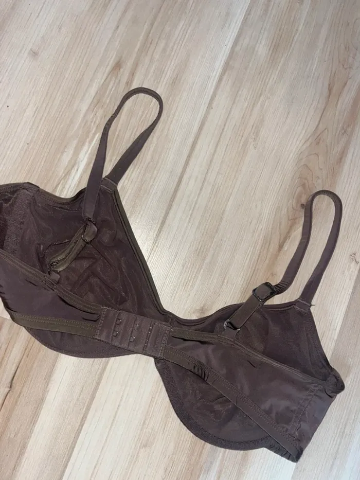soutien gorge lounge underwear 95D - photo numéro 5