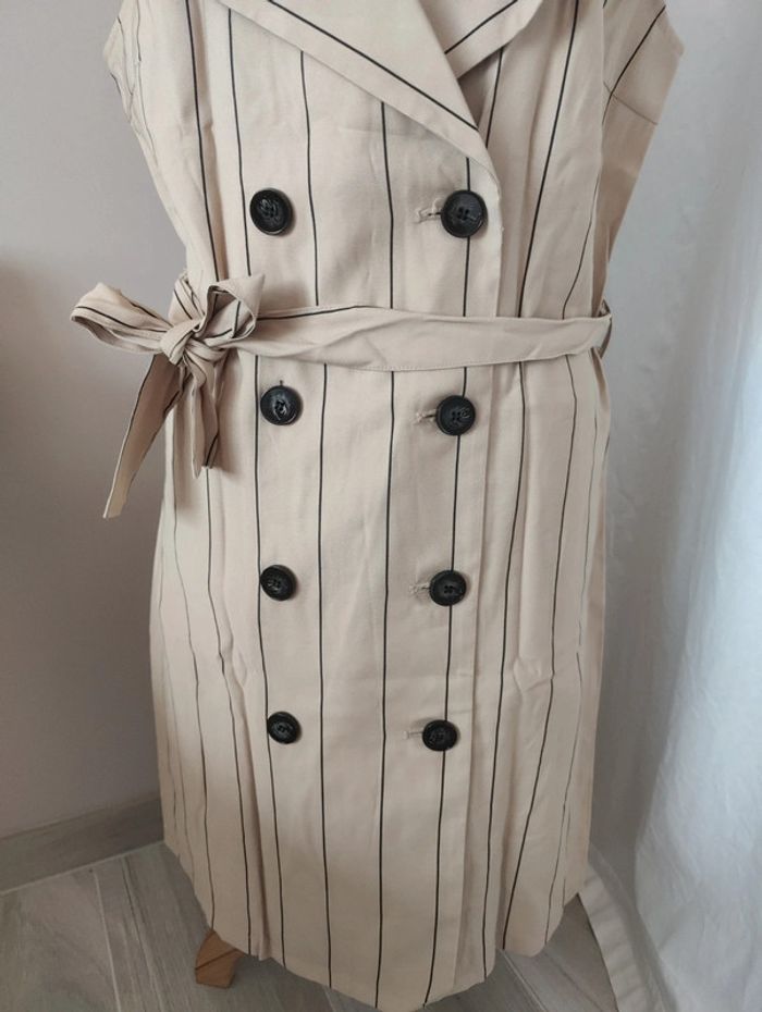Robe beige rayée - photo numéro 3