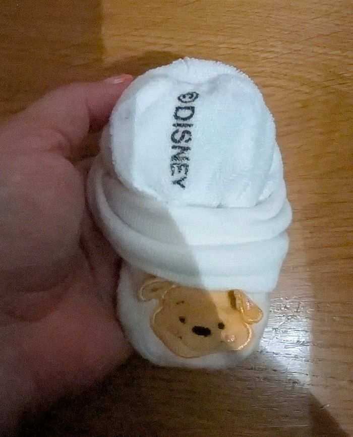 Chaussons bébé Disney Winnie - photo numéro 2