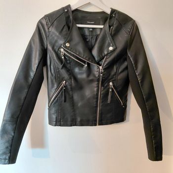 Vero Moda- Veste perfecto en simili cuir  noir XS