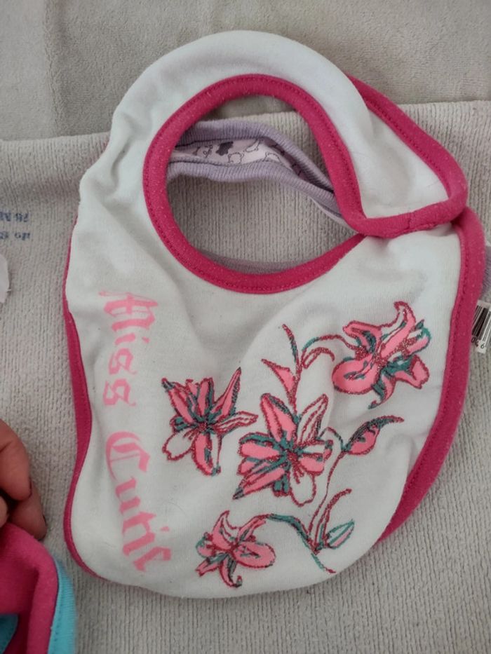 Lot de 3 bavoirs bébé - photo numéro 3