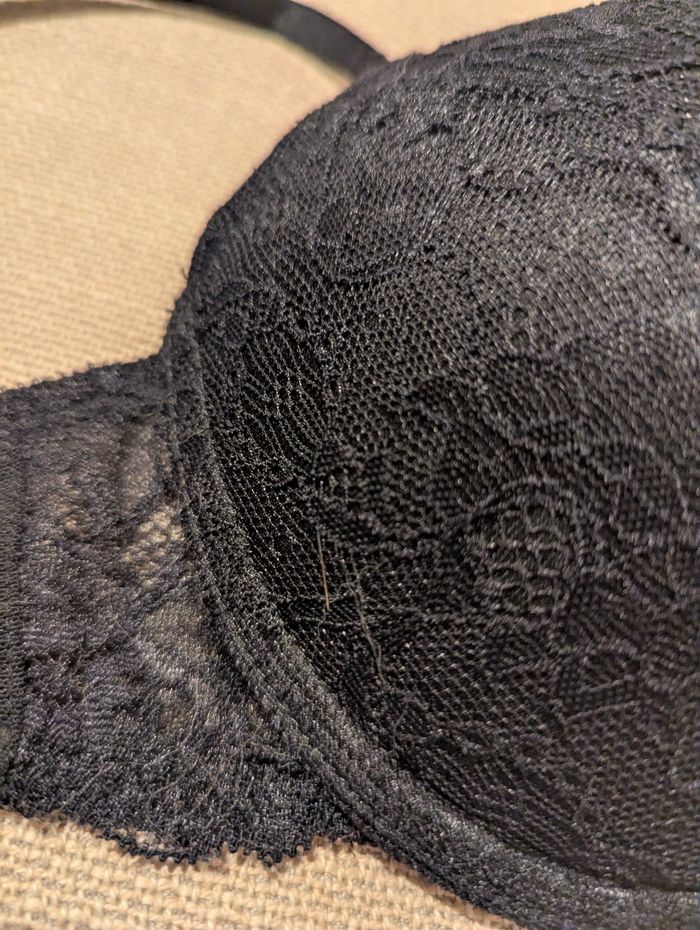 Soutien gorge undiz dentelle noir - photo numéro 2