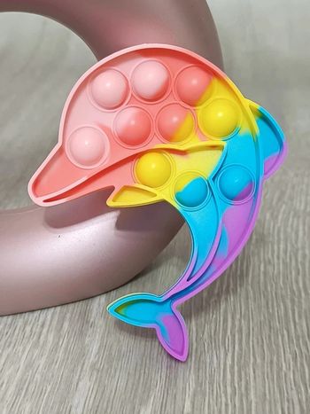 Pop it anti stress dauphin