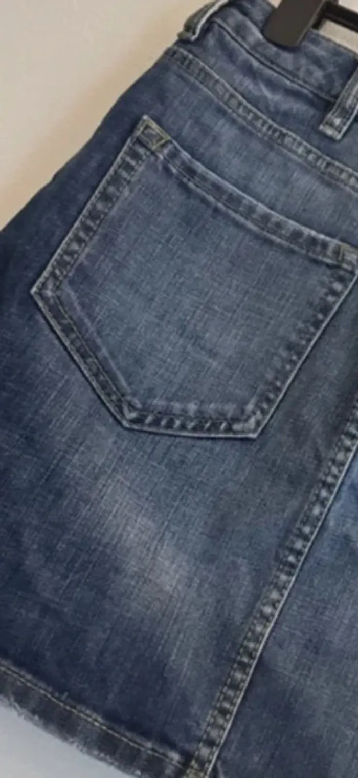 Jupe en jeans taille 38 - photo numéro 8