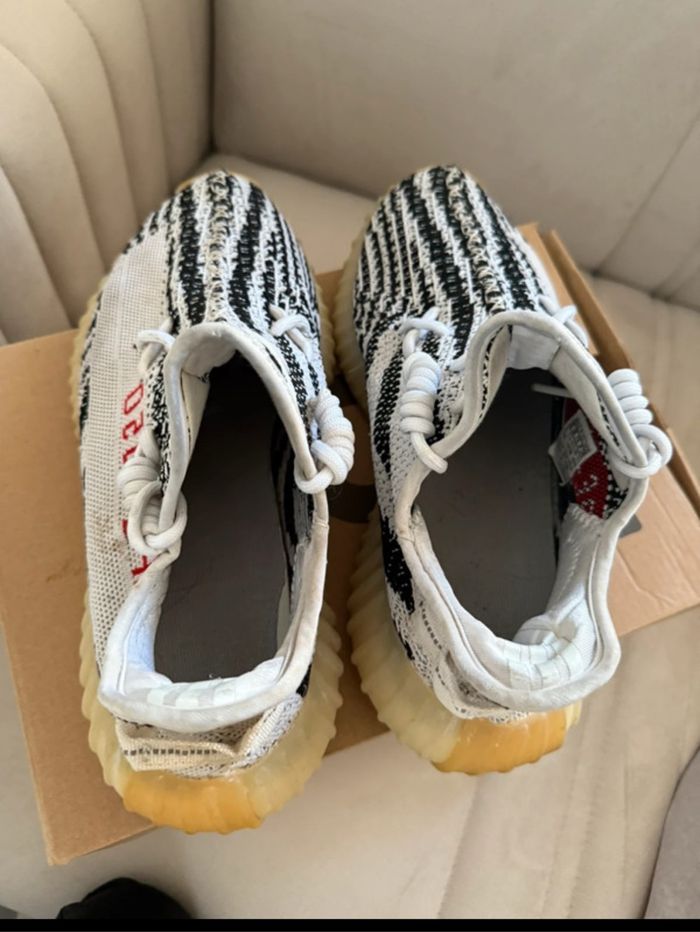 Basket Adidas Yeezy Boost 350 V2 zebra 41 1/3 - photo numéro 6