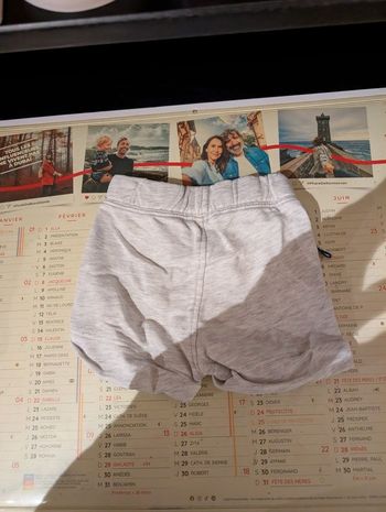 Short taille 9 mois 