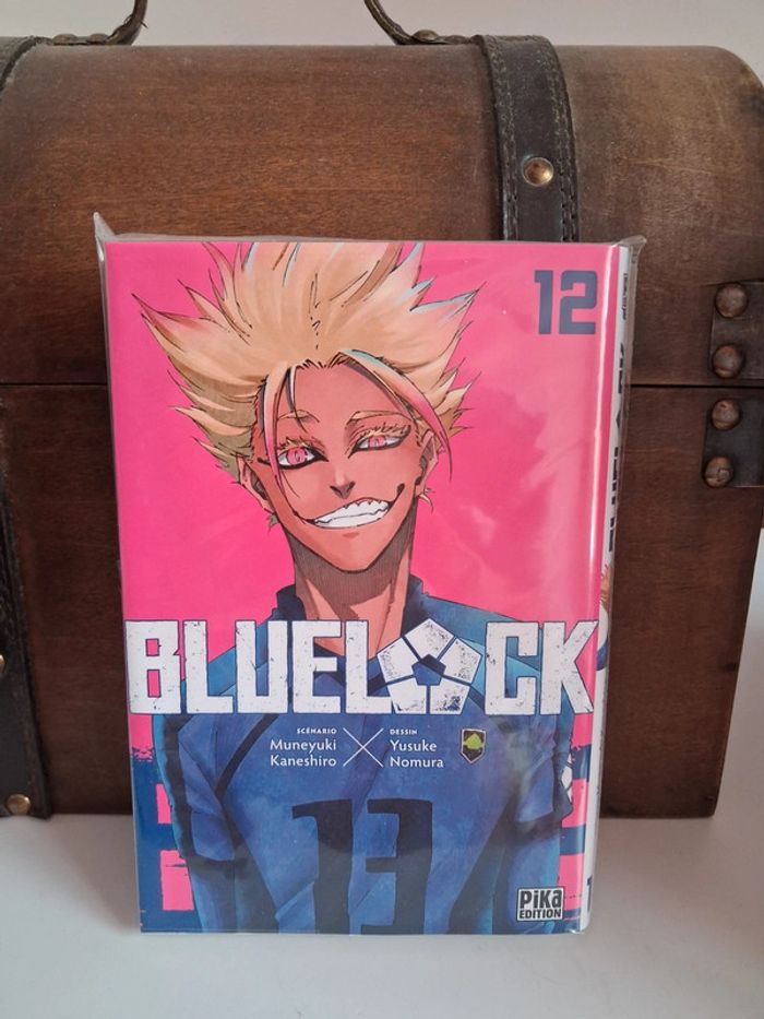 Manga Blue Lock 1 à 18 sans le 16 et 17 + collectors édition limitée - photo numéro 9
