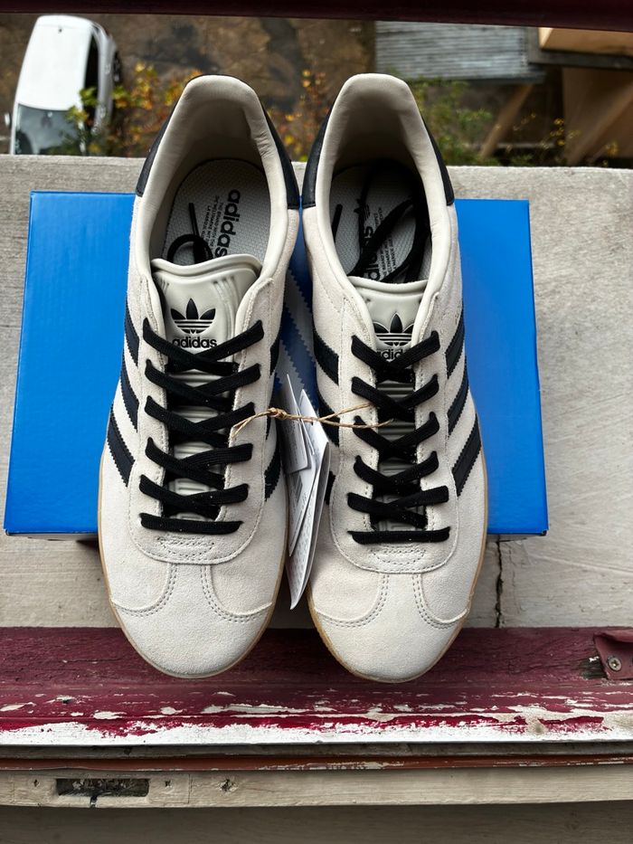 Adidas Gazelle Alumina/Core Black/Gum - photo numéro 3