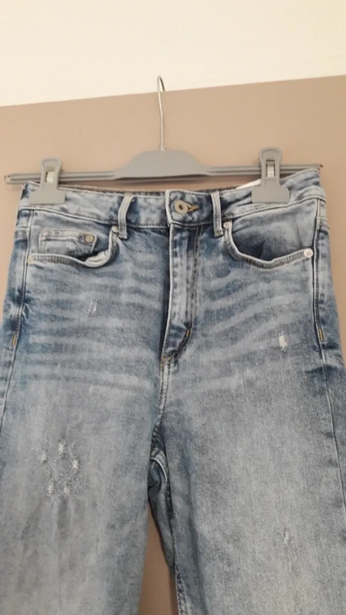 Jeans skinny troué high waist H&M 25/30 - photo numéro 2