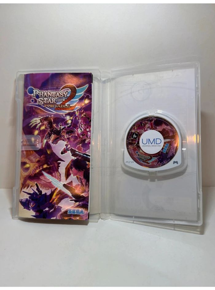 Phantasy Star Portable 2 PlayStation Portable PSP - photo numéro 3