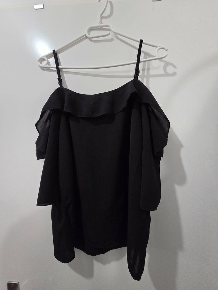 Blouse épaule dénudé - photo numéro 2