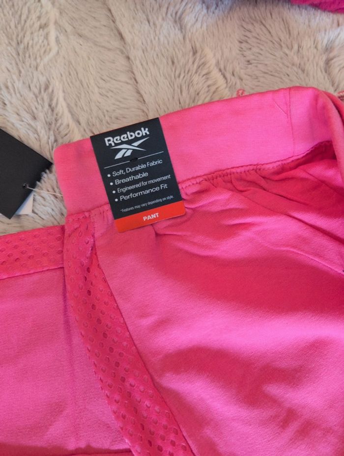 Pantalon de jogging. 14/15 ans. Reebok. Neuf - photo numéro 6