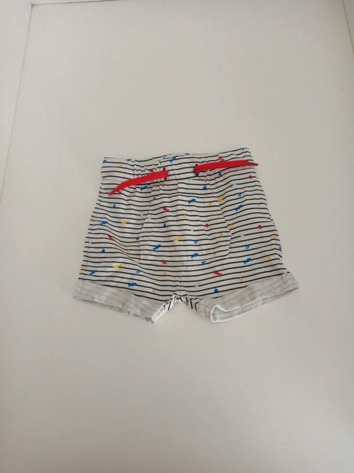 Short Bermuda 3 mois