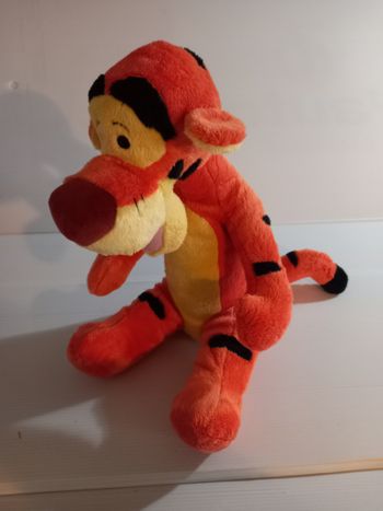 Peluche tigrou disney store