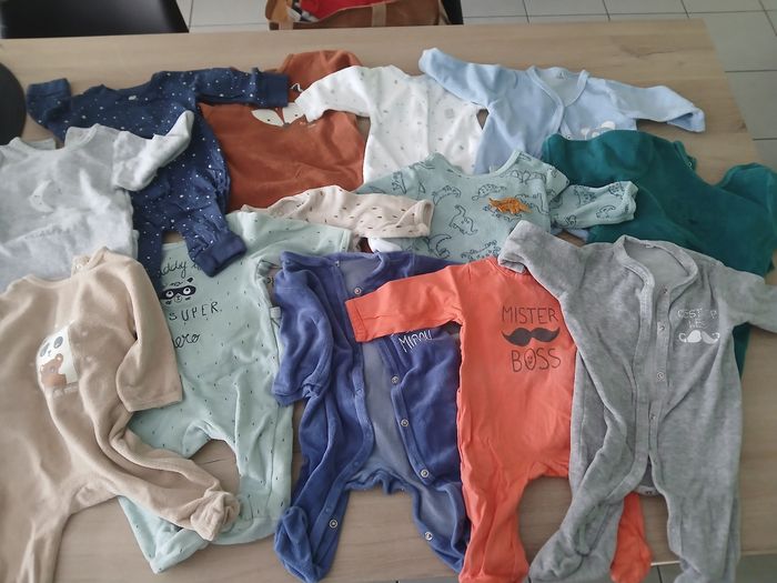 Vêtement bébé garçon 3 mois  62 pièces - photo numéro 7
